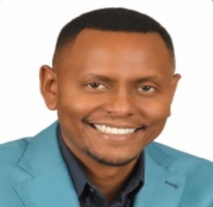Hon. Chege Mwaura